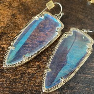 Rare clear irredentist Kendra Scott arrowhead earrings